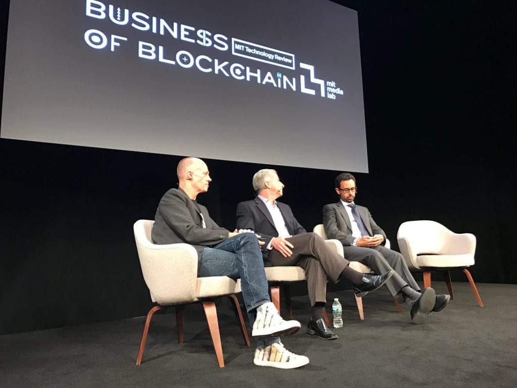 Imagem da matéria: Dólar Americano na Blockchain?