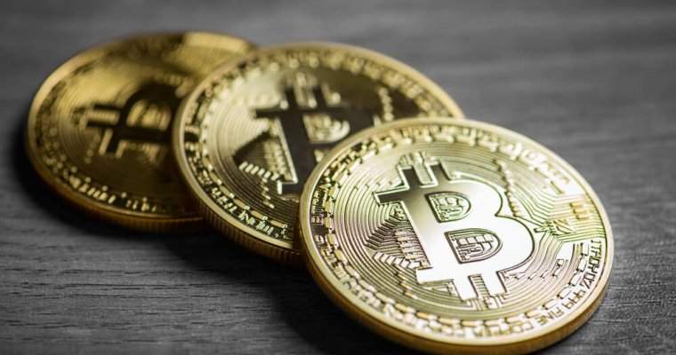 Imagem da matéria: Bitcoin Volta aos US$ 8.000; Altcoins Também Operam em Alta