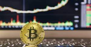 Imagem da matéria: Bitcoin Sobe 28% Após Chegar a US$ 5.900