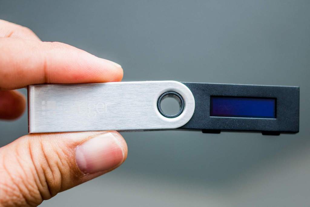 Imagem da matéria: Kabum Começa a Vender Carteira Ledger Nano S