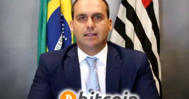Imagem da matéria: Eduardo Bolsonaro é a Favor do Bitcoin e Diz Que Criptomoeda é Tendência Mundial