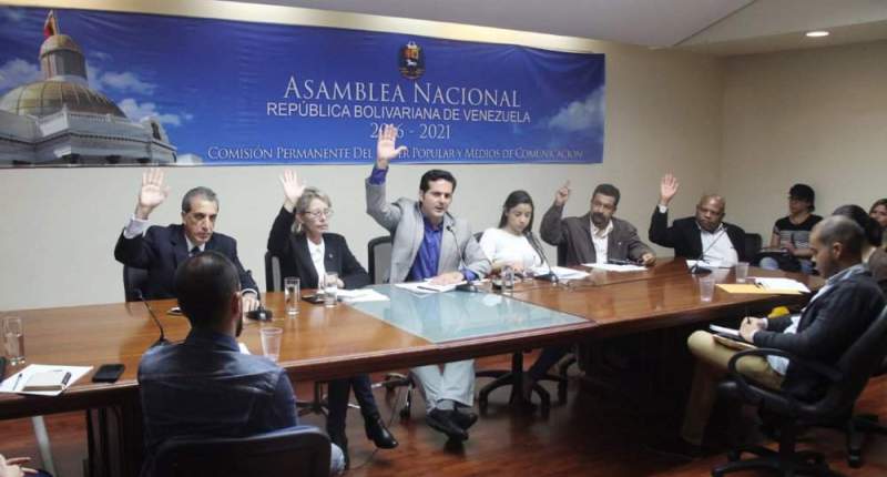 Imagem da matéria: Deputados da Venezuela Chamam Petro de Inconstitucional e de Fraude