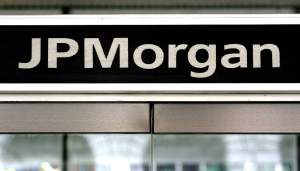 Imagem da matéria: JPMorgan é Processado por Cobrar Taxas na Compra de Criptomoedas