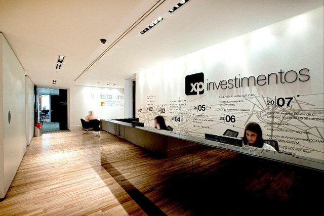 Imagem da matéria: XP Investimentos, que estreou com alta de 27% na Nasdaq, é a mais nova associada da Febraban