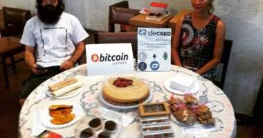 Imagem da matéria: Empreendedor Passa a Aceitar Criptomoedas em Feira Vegana de Porto Alegre