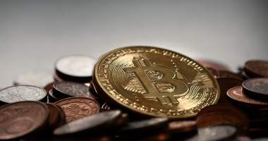 Imagem da matéria: Bitcoin é Inútil e Sem Valor, Avalia Consultoria Capital Economics