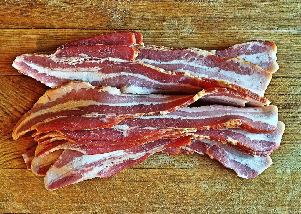 Imagem da matéria: Empresa de Alimentos Lança Falsa Criptomoeda com Lastro em Bacon