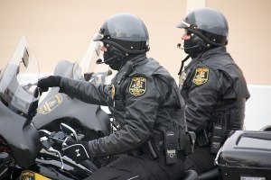 Imagem da matéria: EUA: Polícia Quer Vender 4 mil Bitcoins Confiscados de Esquema de Tráfico na Deep Web