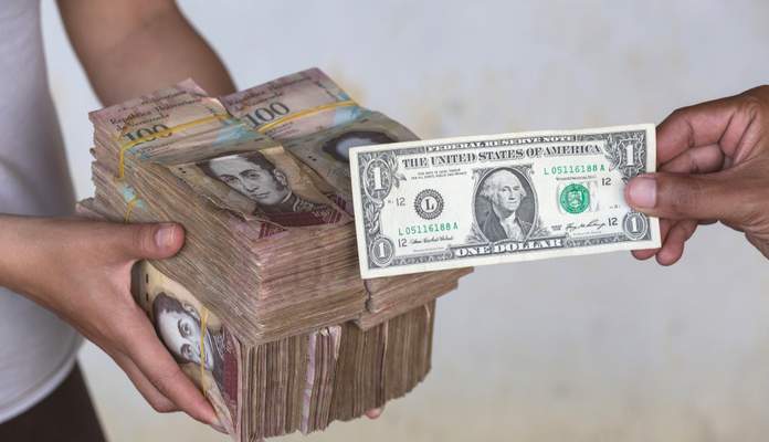 Imagem da matéria: Procura por Bitcoin na Venezuela Dispara com Inflação de 14.000% no País