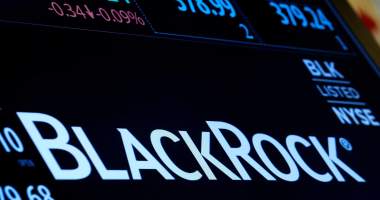 Imagem da matéria: Gestoras revelam taxas de ETFs de Bitcoin; BlackRock é destaque entre os fundos mais baratos