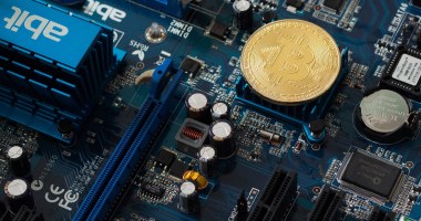 Imagem da matéria: Bitcoin caiu, mas o hashrate acaba de bater novo recorde histórico