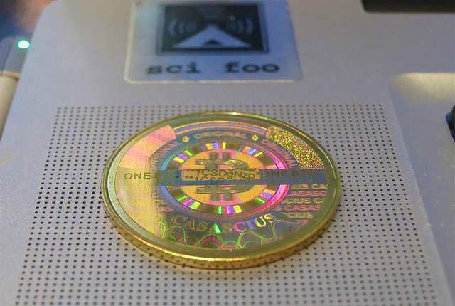 Imagem da matéria: Casascius: Conheça o 'bitcoin físico' mais caro já produzido