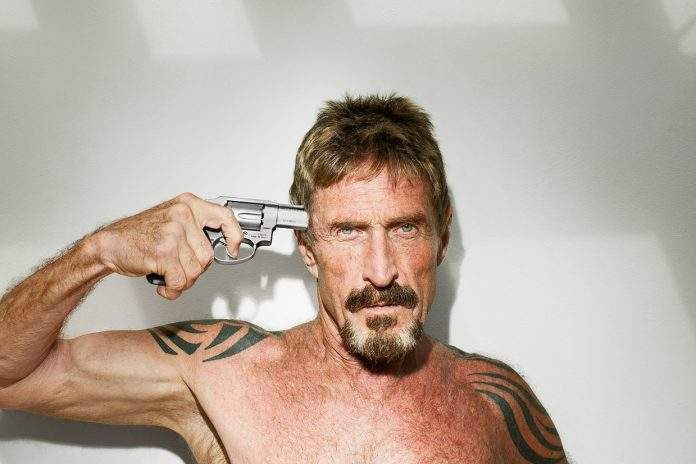 Imagem da matéria: "Acessaram mas não roubaram criptomoedas", diz John McAfee sobre carteira impenetrável