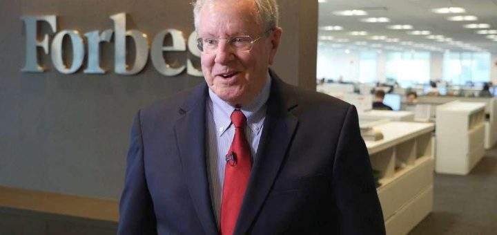 Imagem da matéria: “Criptomoedas são um grito contra a instabilidade dos governos”, diz Steve Forbes