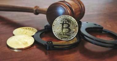 Imagem da matéria: Mercado Bitcoin x Itaú: Justiça diz que banco pode fechar conta de corretora de criptomoeda