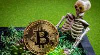 Imagem da matéria: Bitcoin continua em forte queda; criptomoedas caem mais de 30%