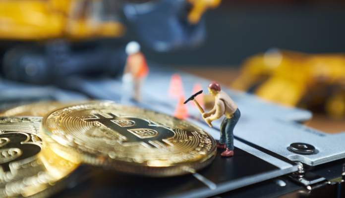 Imagem da matéria: Na expectativa do halving, poder de mineração do bitcoin bate novo recorde