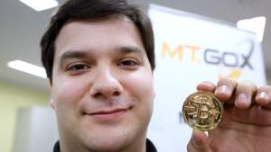 Fundador da Mt. Gox tem pena reduzida no Japão e se livra de ir para prisão