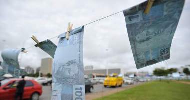 Imagem da matéria: Unick Forex usou contas do Santander, Itaú e Sicredi para lavar dinheiro