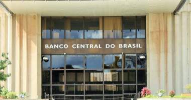 Imagem da matéria: Banco Central quer permitir que se tenha conta em dólar em bancos no Brasil