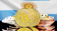 Imagem da matéria: Banco Central da Argentina proíbe aquisição de dólar e bitcoin por meio de cartão de crédito