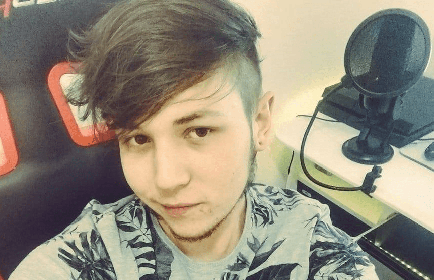 Imagem da matéria: Youtuber brasileiro é hackeado e golpista tenta roubar criptomoedas dos inscritos