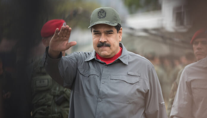 Imagem da matéria: Venezuela retira proibição de Hugo Chávez e libera cassino para uso da criptomoeda Petro