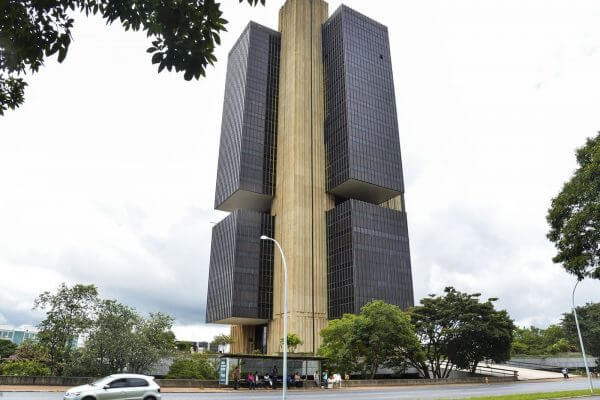Imagem da matéria: PAN, BMG e Inter lideram ranking de reclamações do Banco Central no 2º trimestre