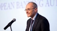 Imagem da matéria: "Ao contrário de 2008, bancos não são o problema da crise atual", diz BC Europeu