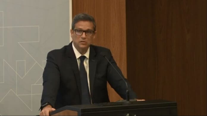 Imagem da matéria: Demanda pelo PIX é a mesma que gerou as criptomoedas, diz presidente do BC do Brasil