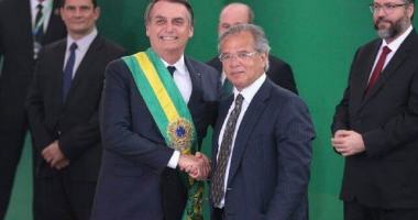 Imagem da matéria: Bolsonaro e Guedes assinam decreto que regulamenta uso de blockchain no Comércio Exterior