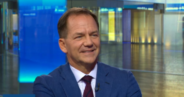 Imagem da matéria: Paul Tudor Jones recomenda colocar 5% em bitcoin: “Confiável, honesto e consistente”