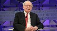 Imagem da matéria: Warren Buffett vende ações de banco para comprar ouro