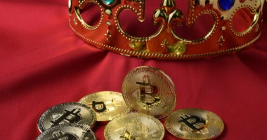 Imagem da matéria: Bitcoin é a 6ª maior moeda do mundo em dinheiro circulante