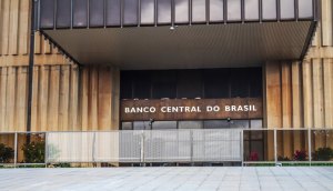 Imagem da matéria: BC define quando o banco poderá te cobrar para fazer um PIX