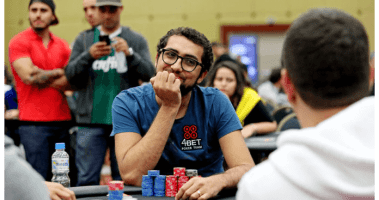 Imagem da matéria: Brasileiro entra no Guinness após ganhar US$ 1 milhão em bitcoin em torneio de poker