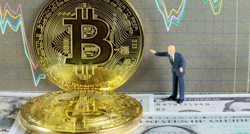Imagem da matéria: Relatório da Bloomberg prevê bitcoin a US$ 100 mil até 2025