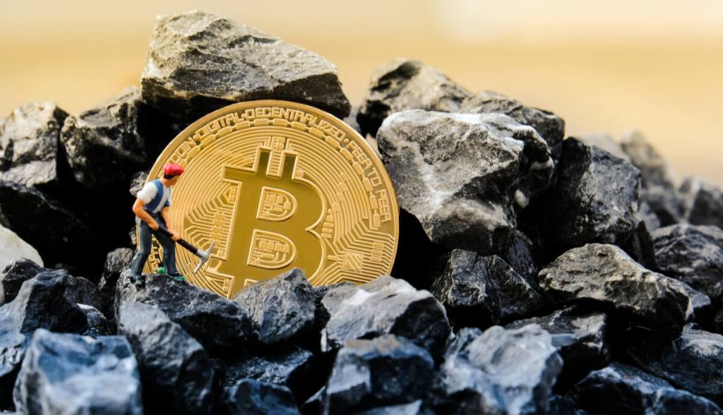 Imagem da matéria: Mineração de Bitcoin bate recorde de faturamento em março