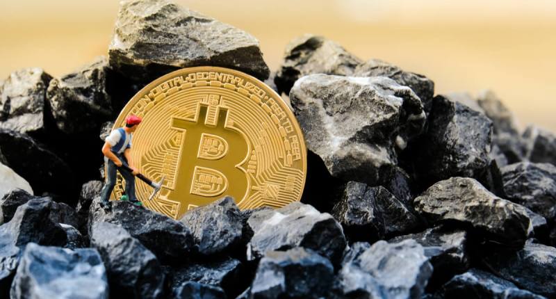 Imagem da matéria: Mineração de Bitcoin bate recorde de faturamento em março