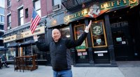 Imagem da matéria: Proprietário vende dois bares em Nova York por 25 bitcoins: “está bombando”