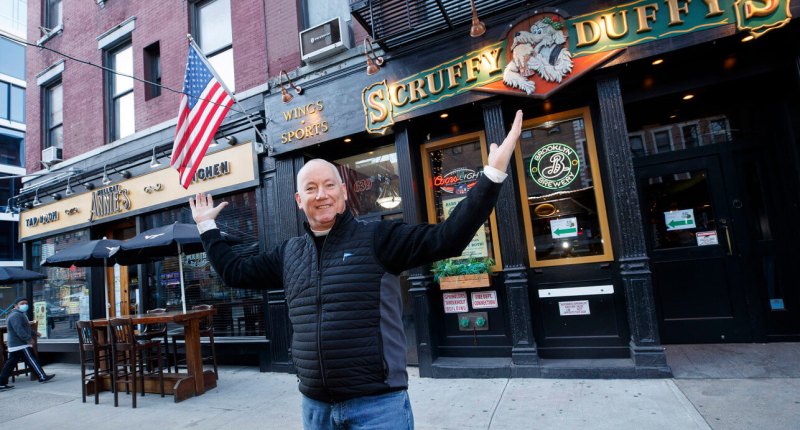 Imagem da matéria: Proprietário vende dois bares em Nova York por 25 bitcoins: “está bombando”