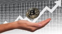 Imagem da matéria: Capitalização de mercado do bitcoin ultrapassa US$ 1 trilhão pela primeira vez na história