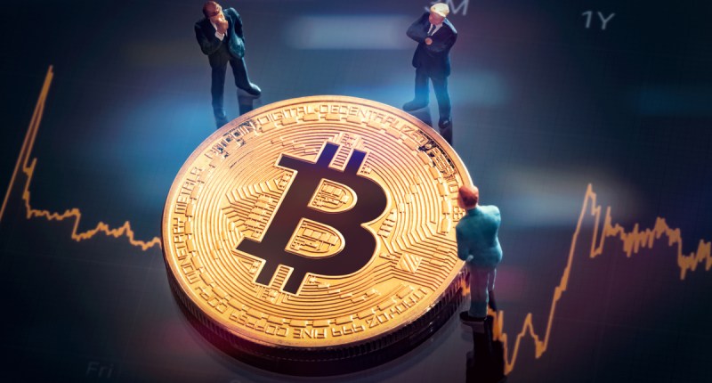 Imagem da matéria: Um pequeno grupo de investidores investiu US$ 24,5 bilhões em bitcoins nos últimos meses