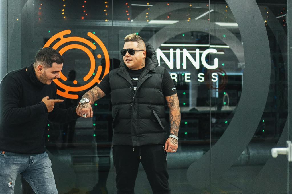 Imagem da matéria: Mining Express foi fundada por brasileiro envolvido em golpe de R$ 200 milhões