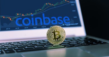 Imagem da matéria: Primeira corretora de bitcoin na Nasdaq estreia com preço 52% acima do esperado e supera US$ 100 bi