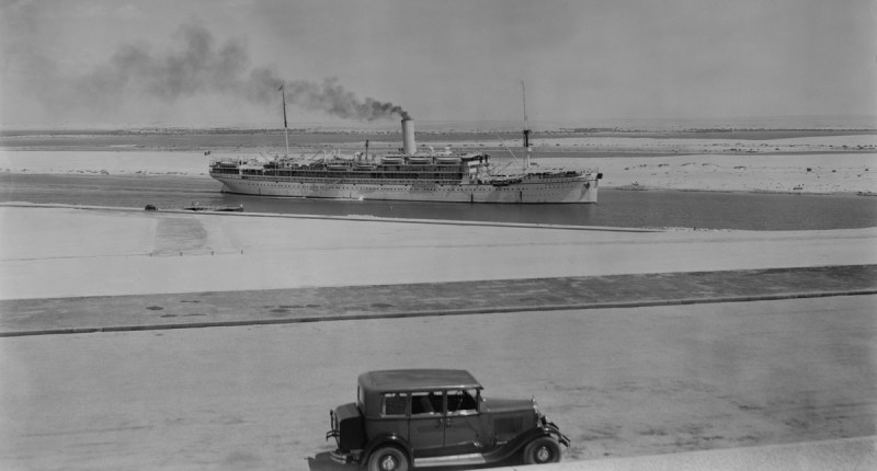 Imagem da matéria: O que aconteceu com as ações emitidas pela empresa que construiu o Canal de Suez?