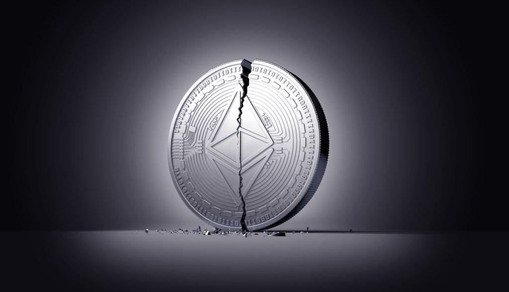 Imagem da matéria: Atualização causa erro em parte da rede Ethereum e faz Coinbase travar saques