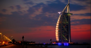 Imagem da matéria: Corte de Dubai determina que empresa pague trabalhador com criptomoeda