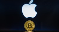 Imagem da matéria: Apple bane app por permitir pagamentos de Bitcoin e é criticada no Twitter