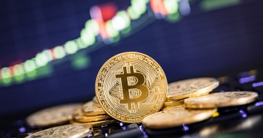 Imagem da matéria: Bitcoin (BTC) opera estável, mas altcoins caem nesta quarta